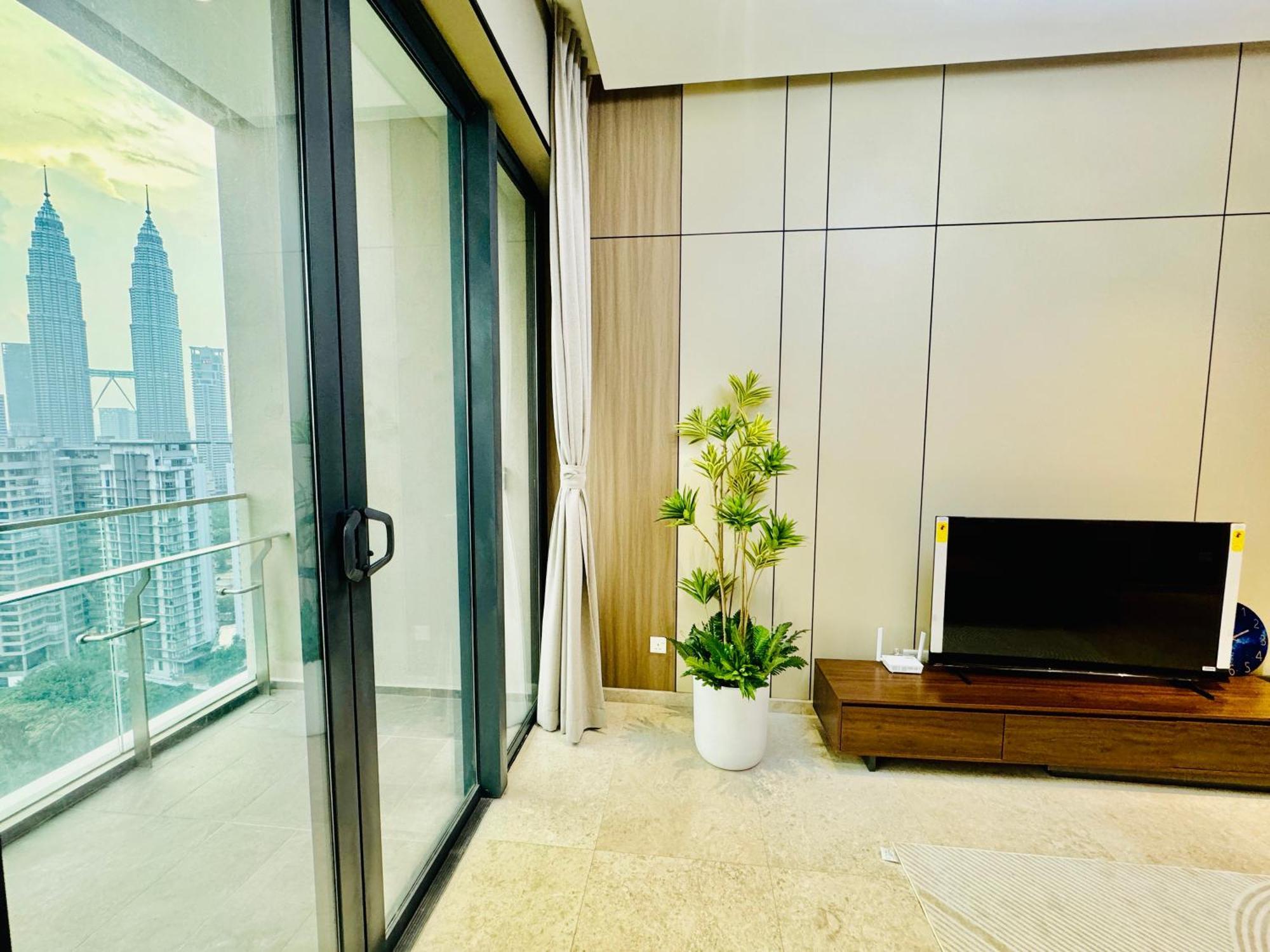 The Manor Klcc Serviced Apartment *