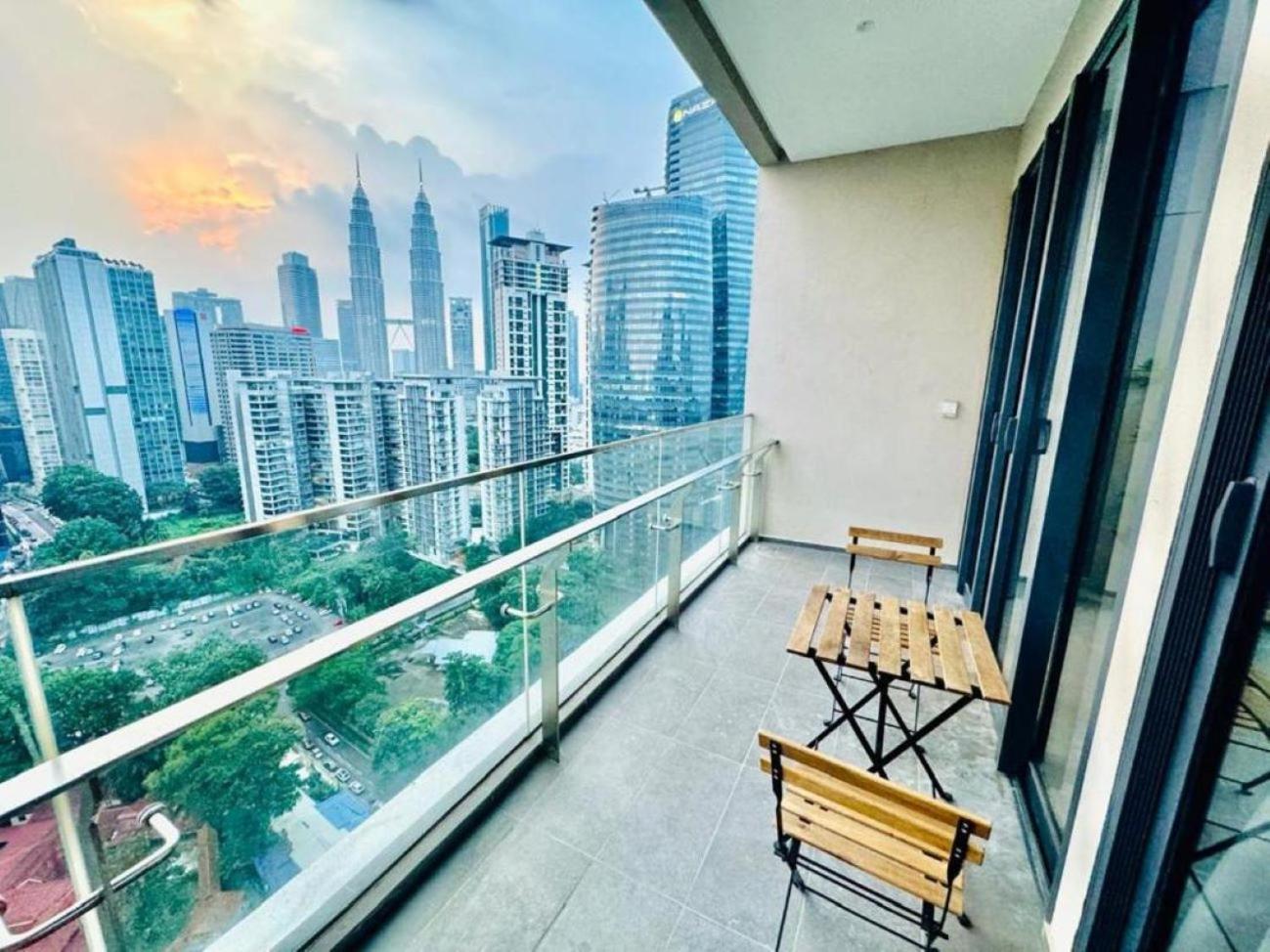 Pangsapuri The Manor Klcc Serviced